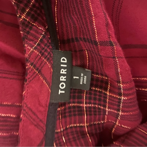 Torrid Button Down Top with Glitter Thread - Picture 4 of 4